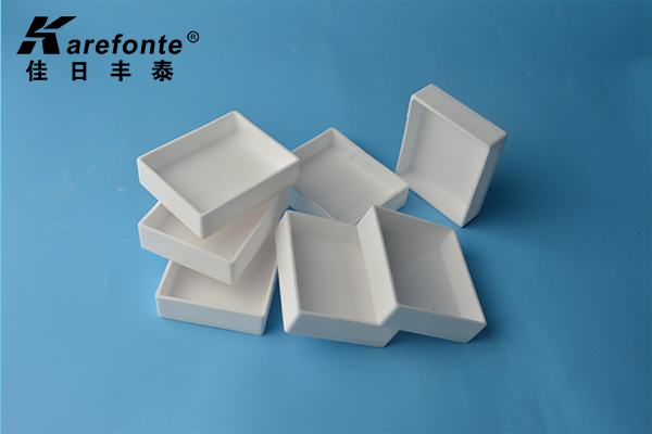 氧化鋁導(dǎo)熱陶瓷片